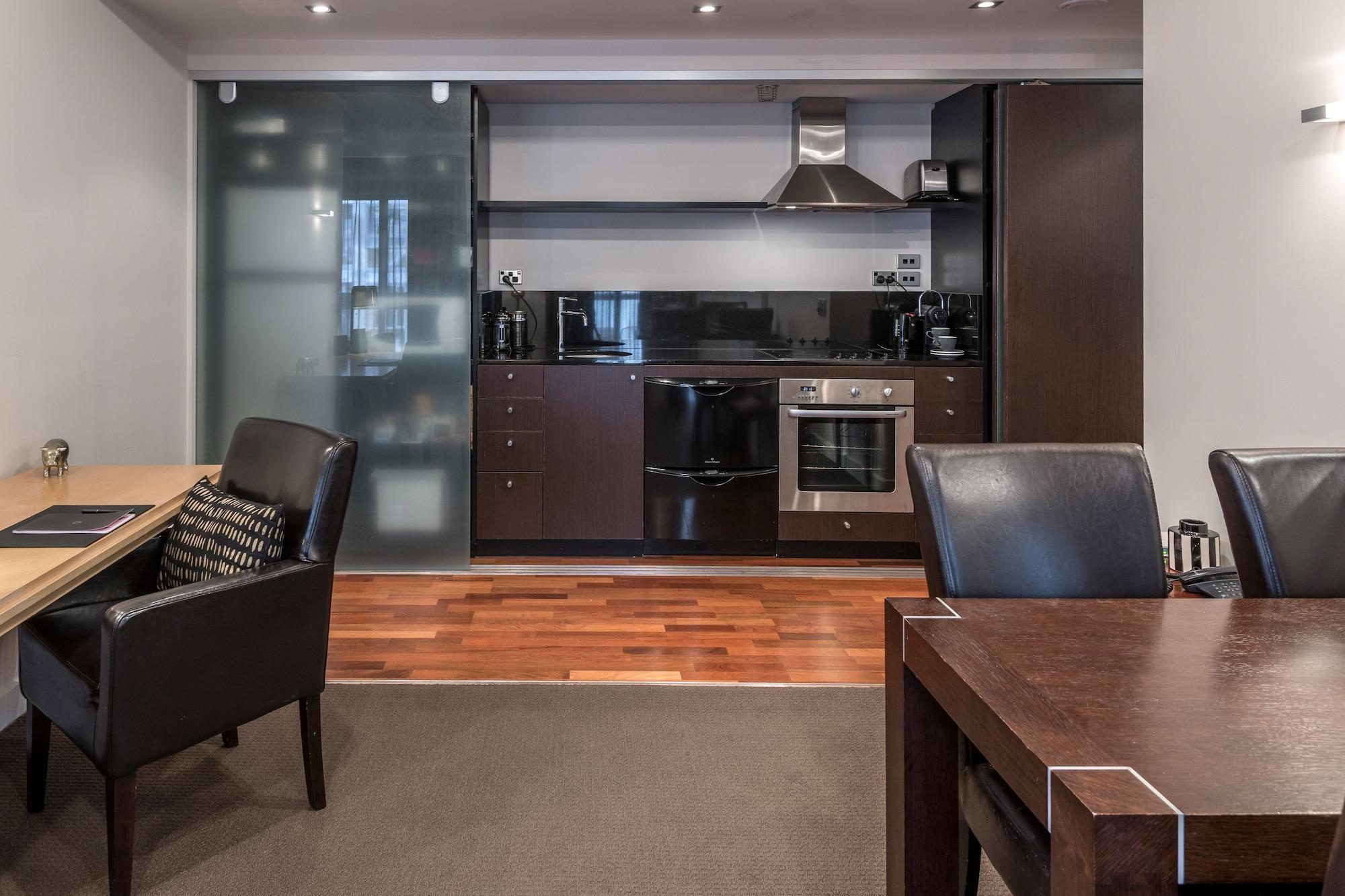 Museum Apartment Hotel, Independent Collection By Evt Wellington Exterior photo A kitchen in a serviced apartment